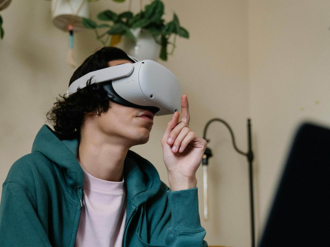 How To Set Up And Use Meta Quest Link - MaeckerVR