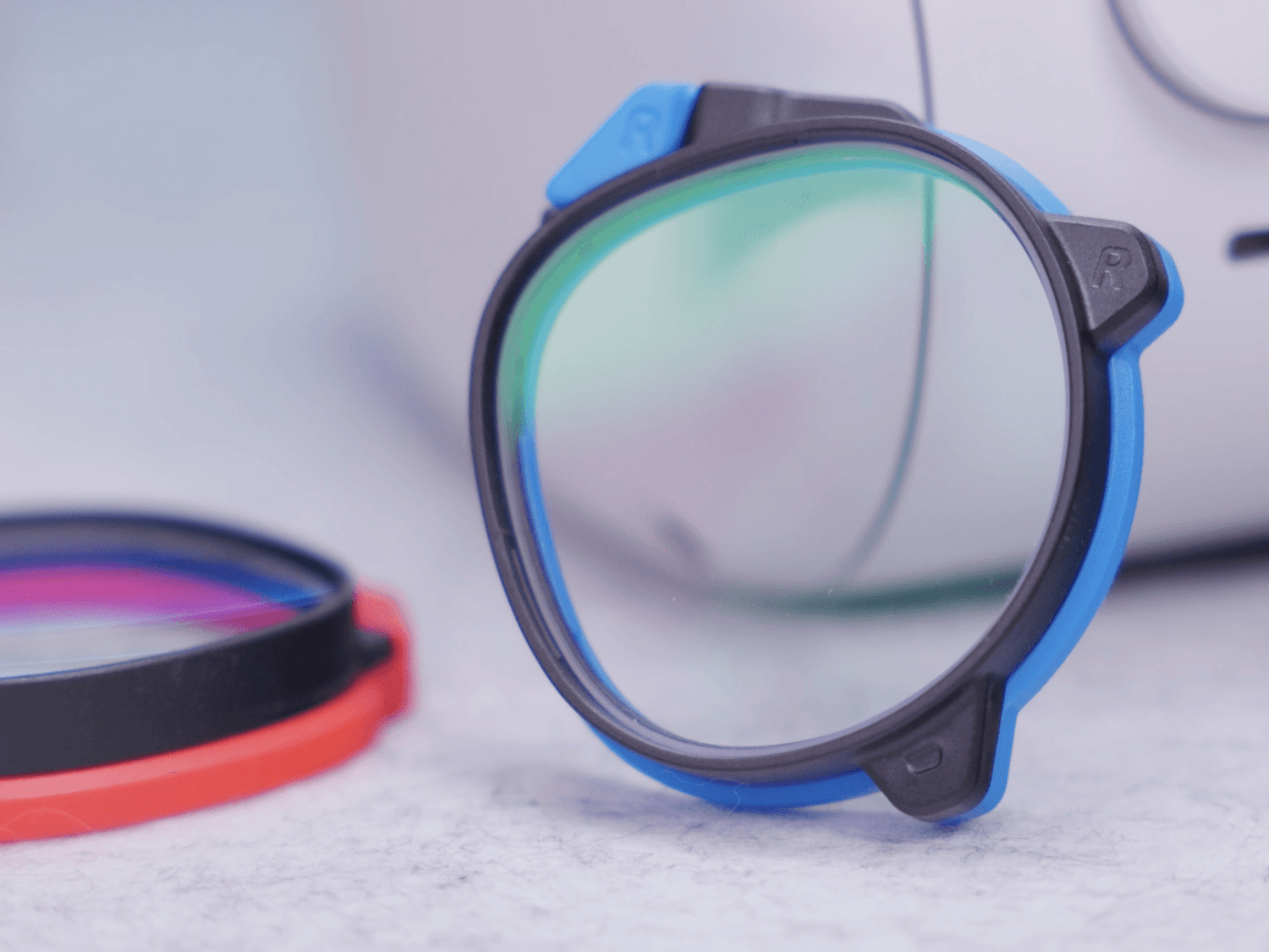 How To Use Meta Quest 3S With Glasses - MaeckerVR