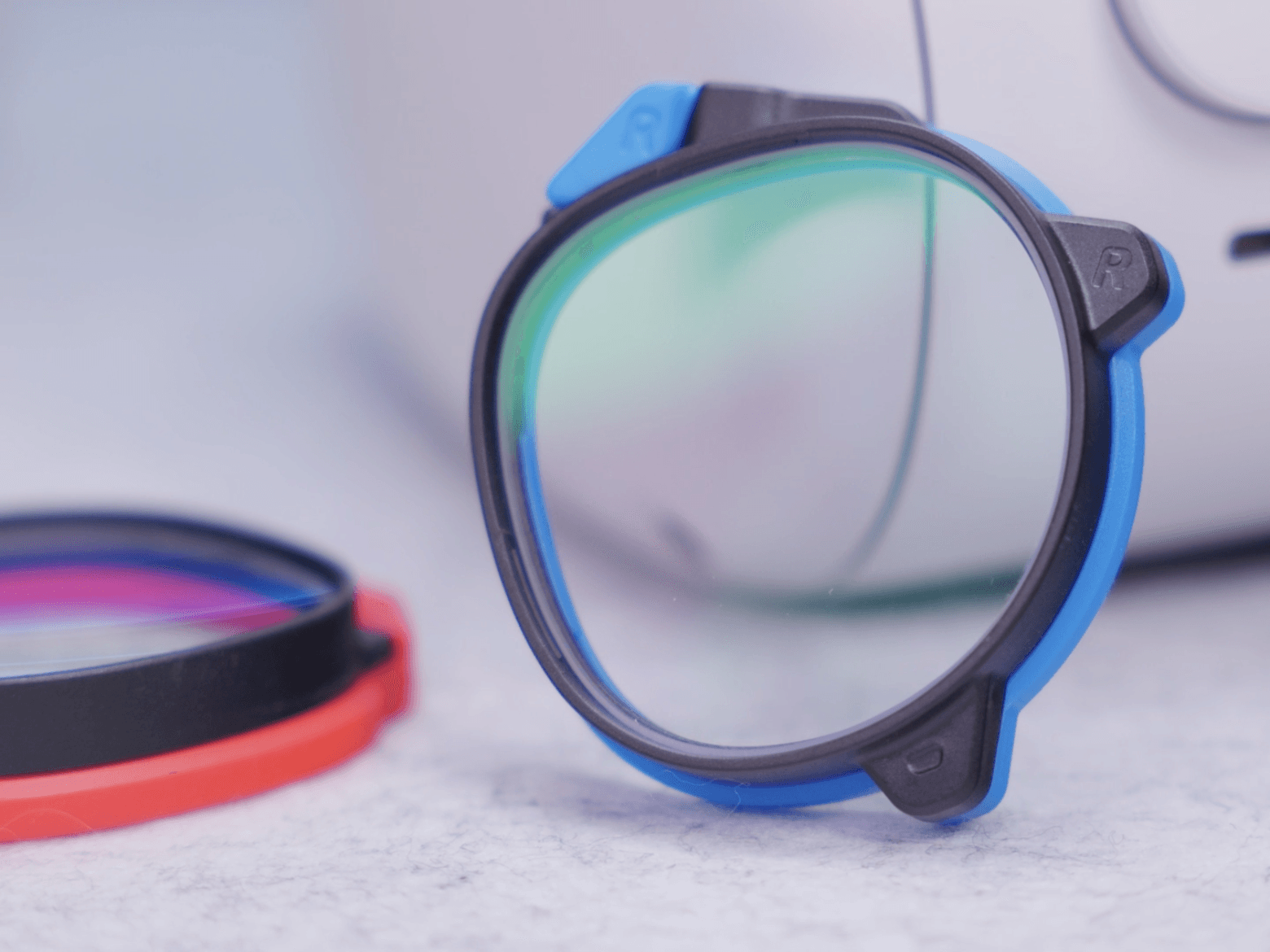How To Use Meta Quest 3S With Glasses - MaeckerVR
